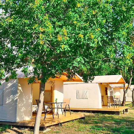 Divoto Glamping Hotel Balcsik Kültér fotó