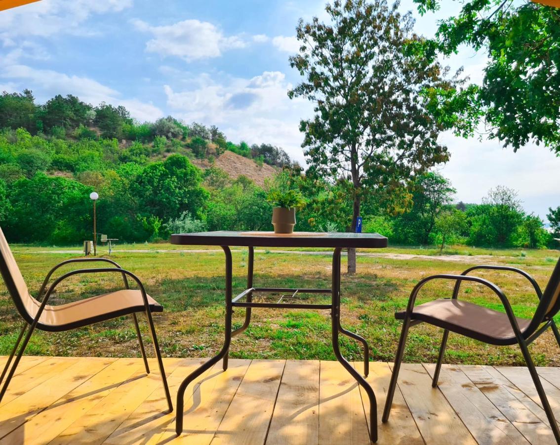 Divoto Glamping Hotel Balcsik Kültér fotó
