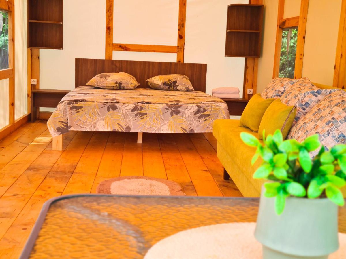 Divoto Glamping Hotel Balcsik Kültér fotó