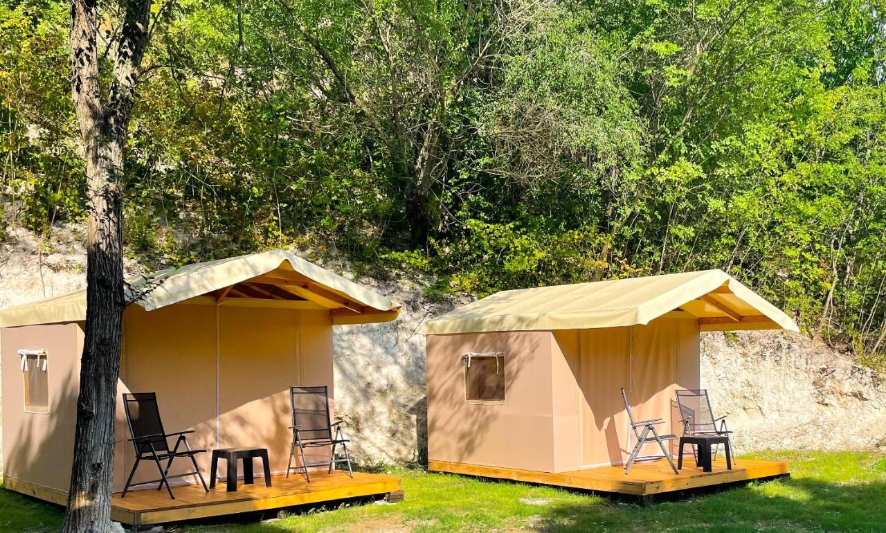 Divoto Glamping Hotel Balcsik Kültér fotó